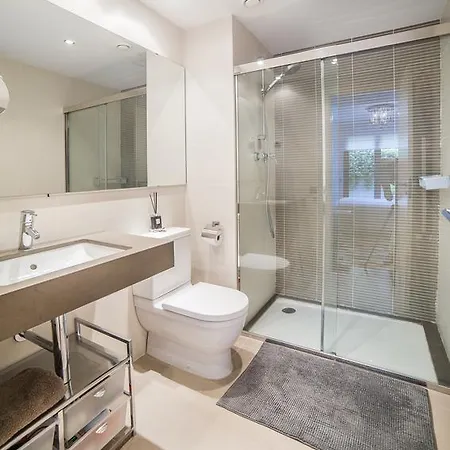 Luxury In Apartment *