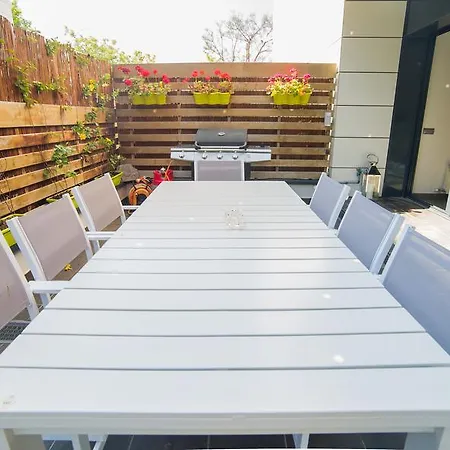 Luxury In 公寓 锡切斯